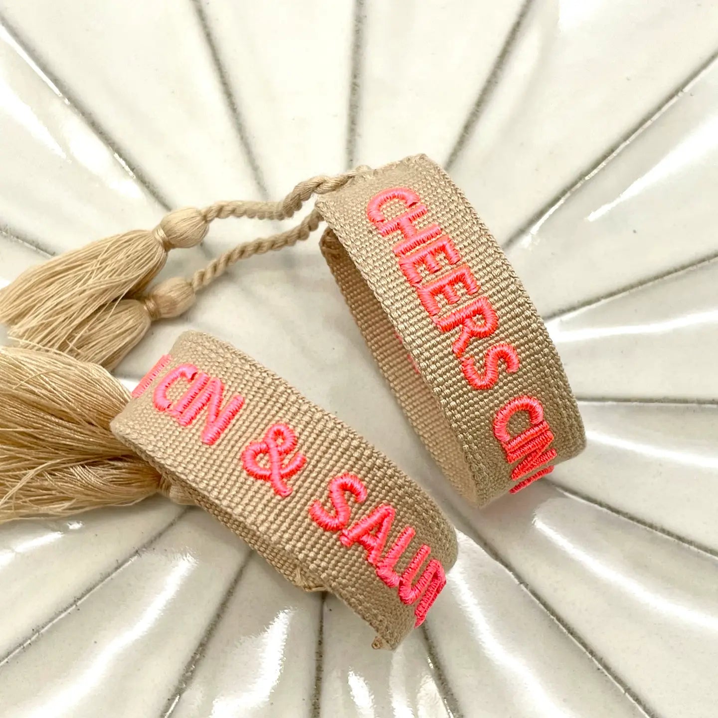 Statement Armband „Cheers CIN CIN & SALUTE“