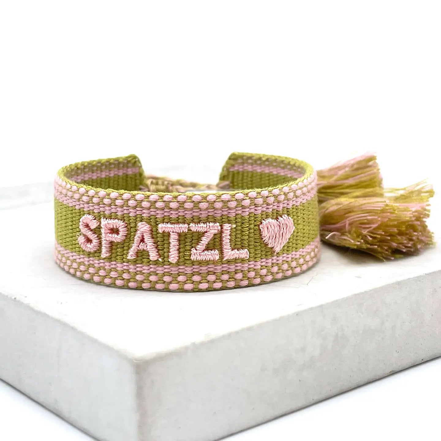 „Spatzl“ Statement Armband grün