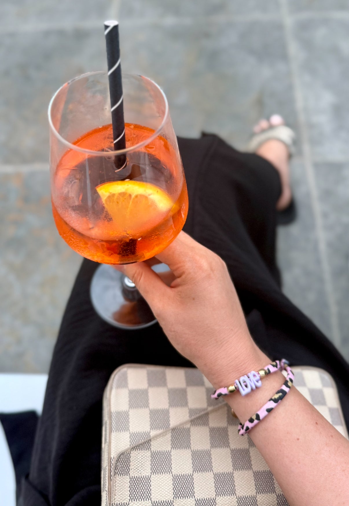 Happymaker LOVE Armband in Lila