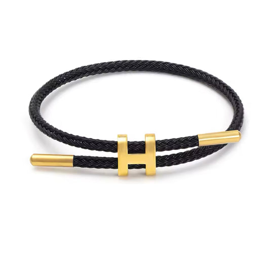 Her Mess Statement Armband schwarz