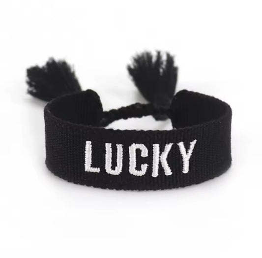 „LUCKY“ All Black Statement Armband